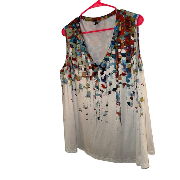 Women’s SHEIN White Tank Top/Sleeveless Shirt With Multicolored Print. Size 3X. - Picture 4 of 8